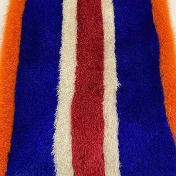 $5k RARE! ETRO Genuine Dyed Mink and Silk SHAWL WRAP STOLE SCARF 58" X 10" - Picture 2 of 9